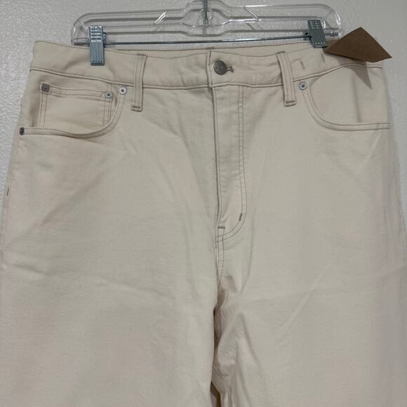 NWT Madewell The Curvy ‘90s Straight Jean Vintage Canvas Cream Size 33 - Picture 3 of 9